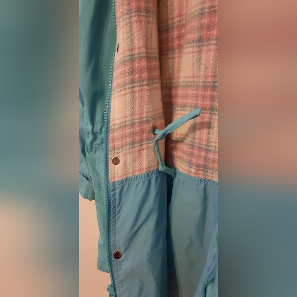 Woolrich Womens Teal Jacket, Pink Plaid Wool Lining Adjustable Waist Size Medium - Picture 4 of 7